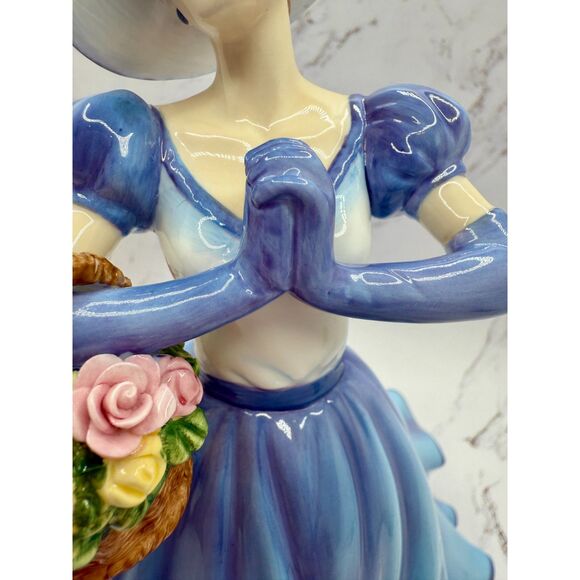 Royal Doulton Happy Birthday HN5428, 9" tall, Pretty Ladies, bone China - Picture 10 of 12